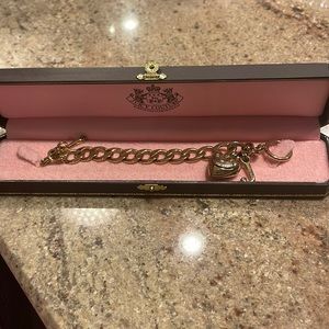 Juicy charm bracelet